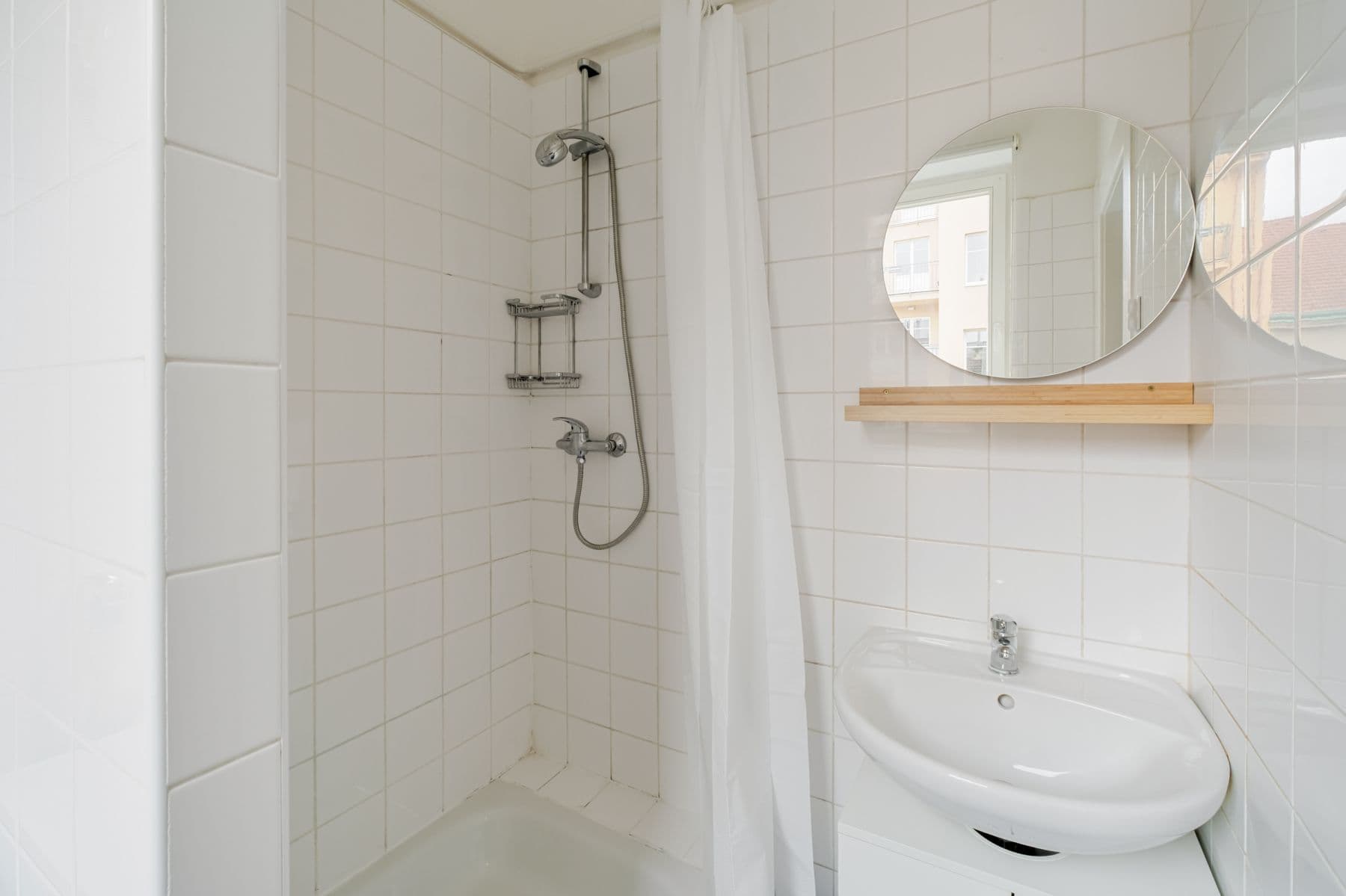 Prenájom bytu 35 m², Ostrovského, Praha, Praha Prenájom bytu 35 m², Ostrovského, Praha, Praha
