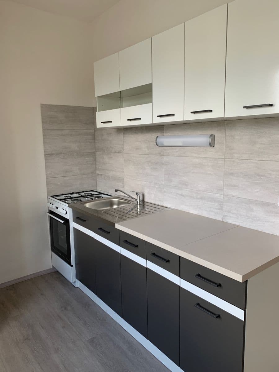 Predaj bytu 2-izbový 52 m², Olbrachtova, Karviná, Moravskoslezský kraj Predaj bytu 2-izbový 52 m², Olbrachtova, Karviná, Moravskoslezský kraj