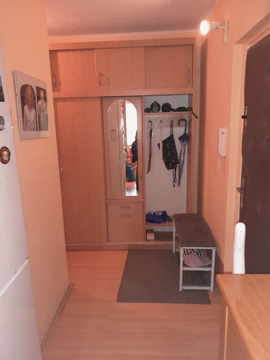 Predaj bytu 2-izbový 57 m², Gagarinova, Karlovy Vary, Karlovarský kraj Predaj bytu 2-izbový 57 m², Gagarinova, Karlovy Vary, Karlovarský kraj