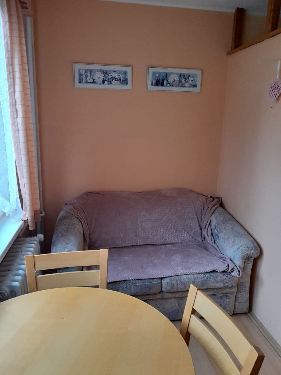 Predaj bytu 2-izbový 57 m², Gagarinova, Karlovy Vary, Karlovarský kraj Predaj bytu 2-izbový 57 m², Gagarinova, Karlovy Vary, Karlovarský kraj