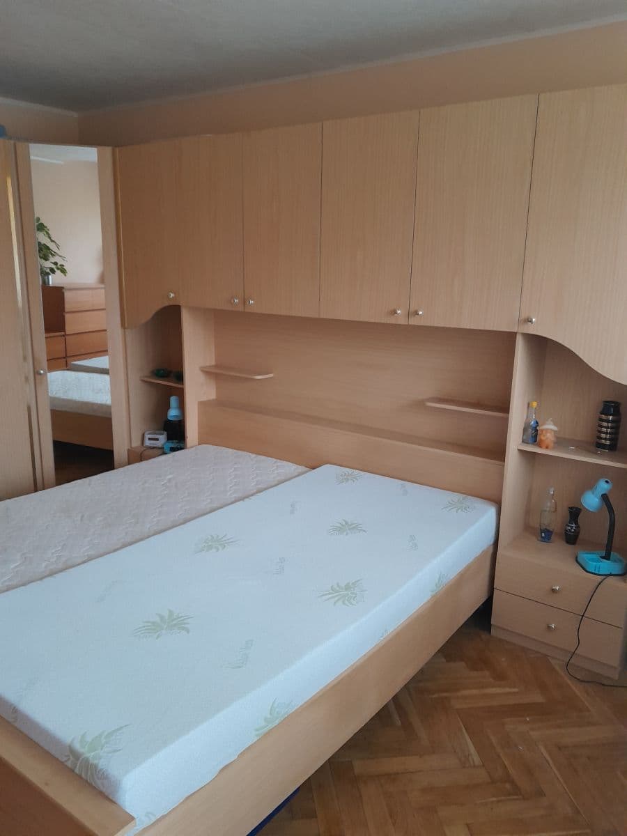 Predaj bytu 2-izbový 57 m², Gagarinova, Karlovy Vary, Karlovarský kraj Predaj bytu 2-izbový 57 m², Gagarinova, Karlovy Vary, Karlovarský kraj