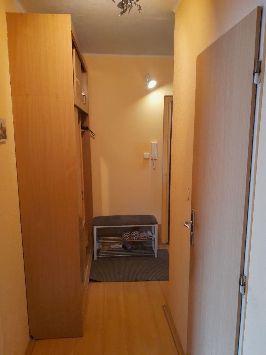 Predaj bytu 2-izbový 57 m², Gagarinova, Karlovy Vary, Karlovarský kraj Predaj bytu 2-izbový 57 m², Gagarinova, Karlovy Vary, Karlovarský kraj