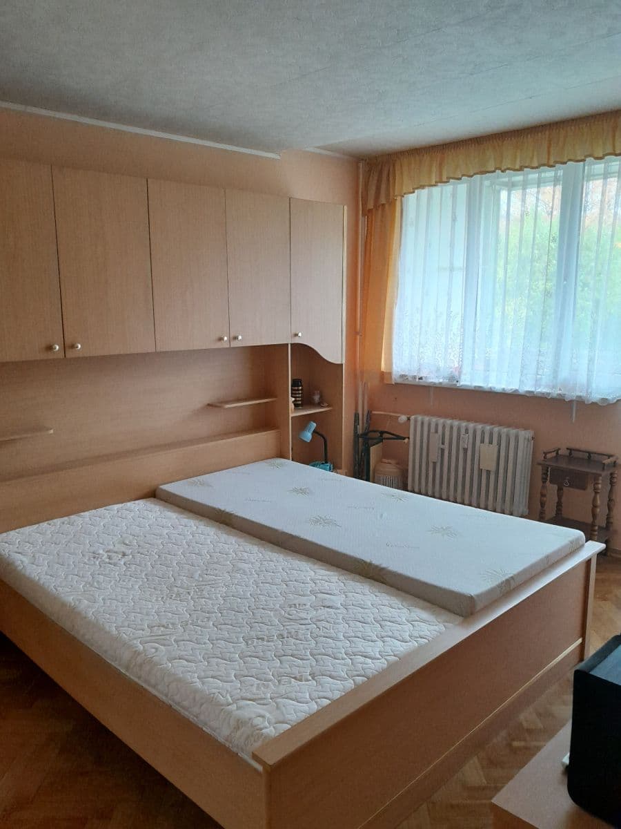 Predaj bytu 2-izbový 57 m², Gagarinova, Karlovy Vary, Karlovarský kraj Predaj bytu 2-izbový 57 m², Gagarinova, Karlovy Vary, Karlovarský kraj