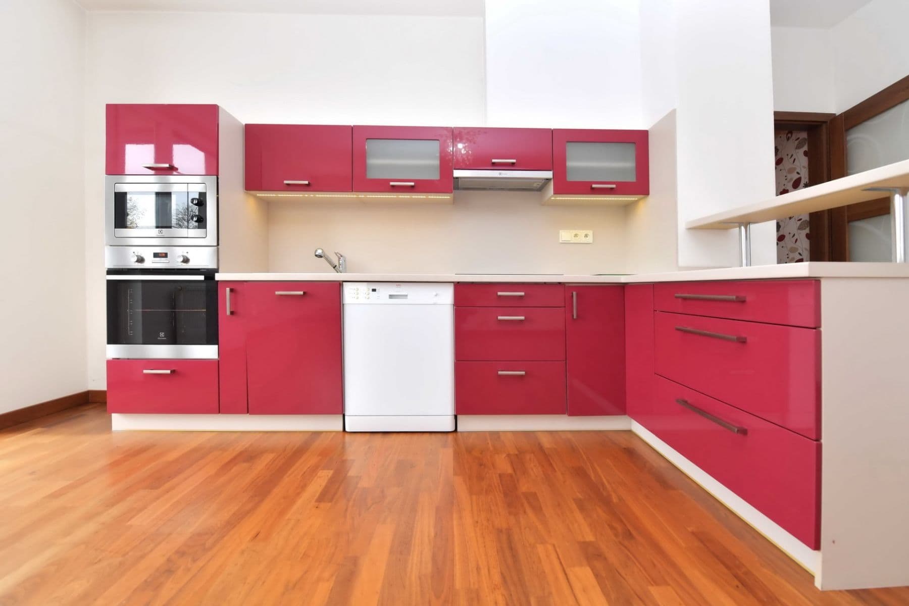 Predaj bytu 3-izbový 70 m², Břeclavská, Praha, Praha Predaj bytu 3-izbový 70 m², Břeclavská, Praha, Praha