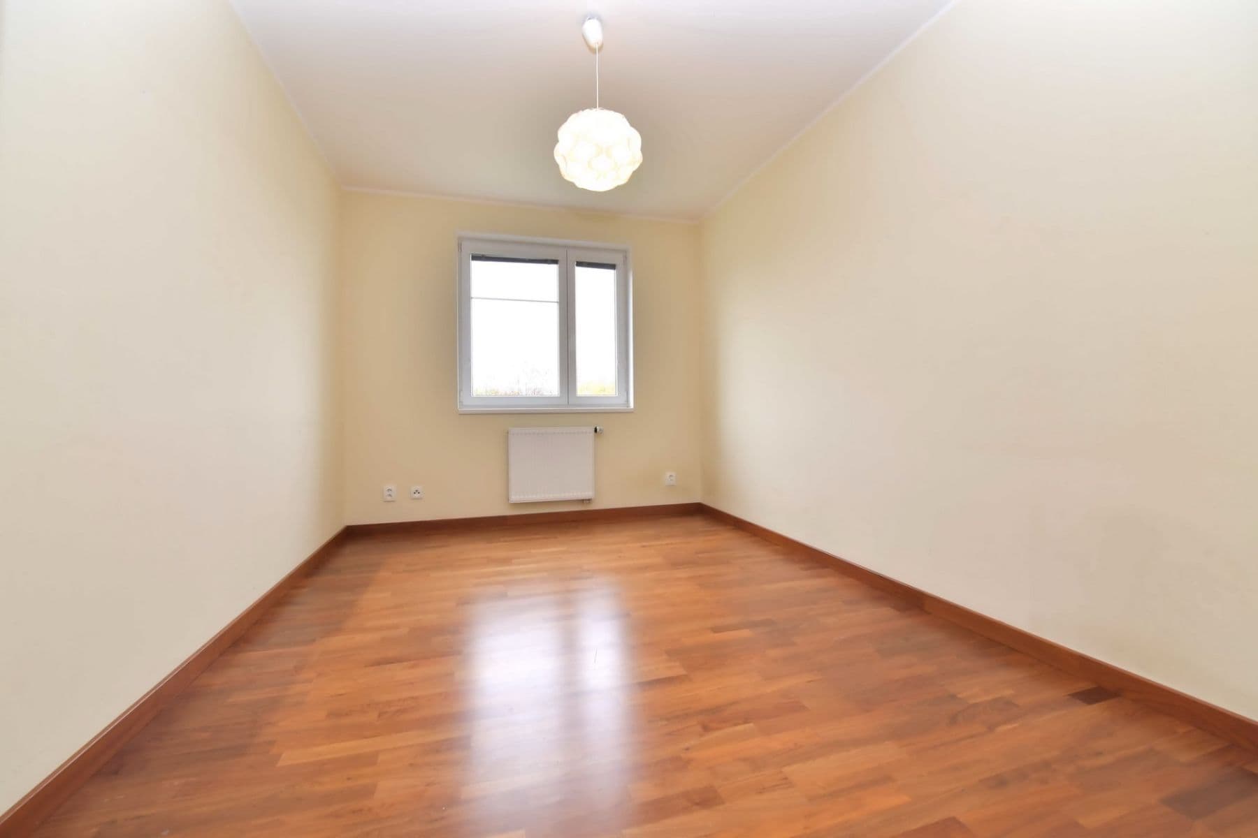 Predaj bytu 3-izbový 70 m², Břeclavská, Praha, Praha Predaj bytu 3-izbový 70 m², Břeclavská, Praha, Praha