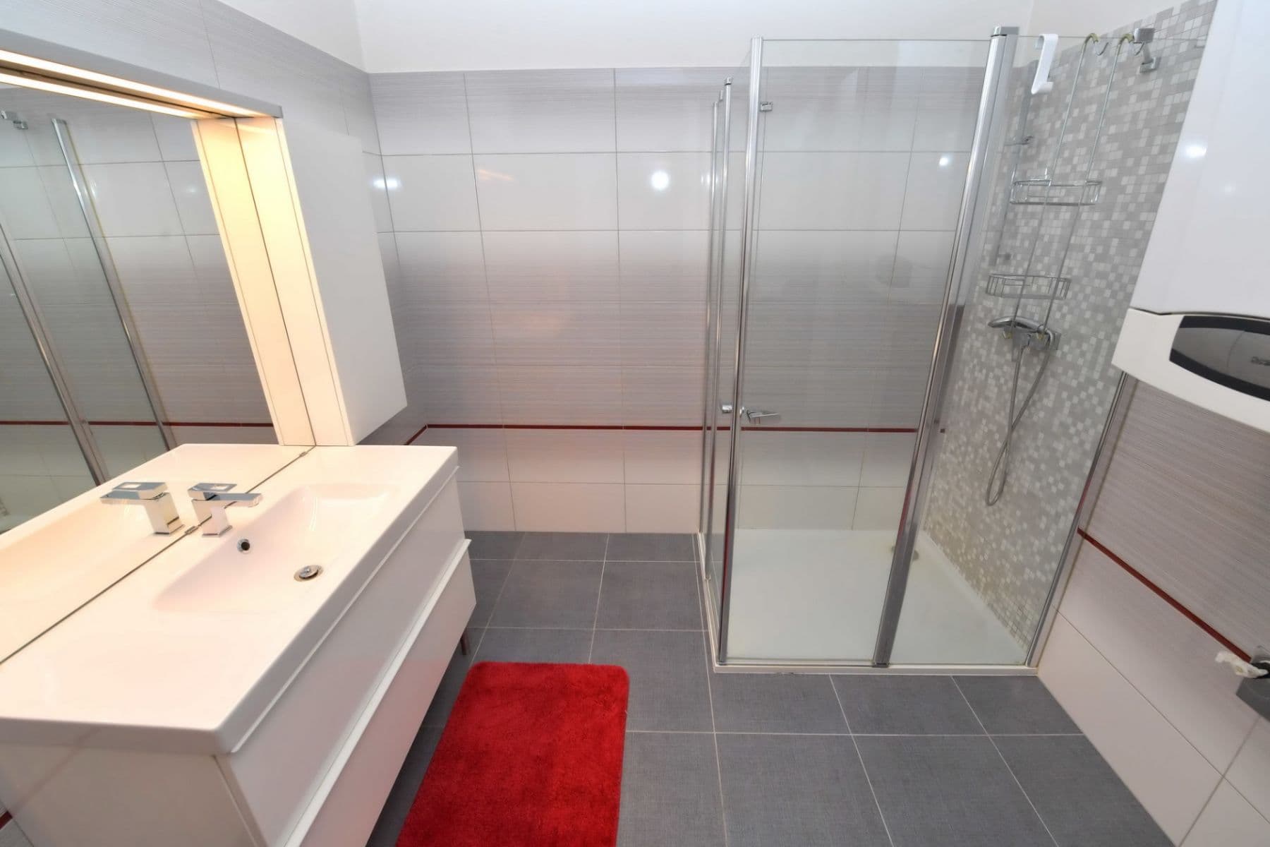 Predaj bytu 3-izbový 70 m², Břeclavská, Praha, Praha Predaj bytu 3-izbový 70 m², Břeclavská, Praha, Praha