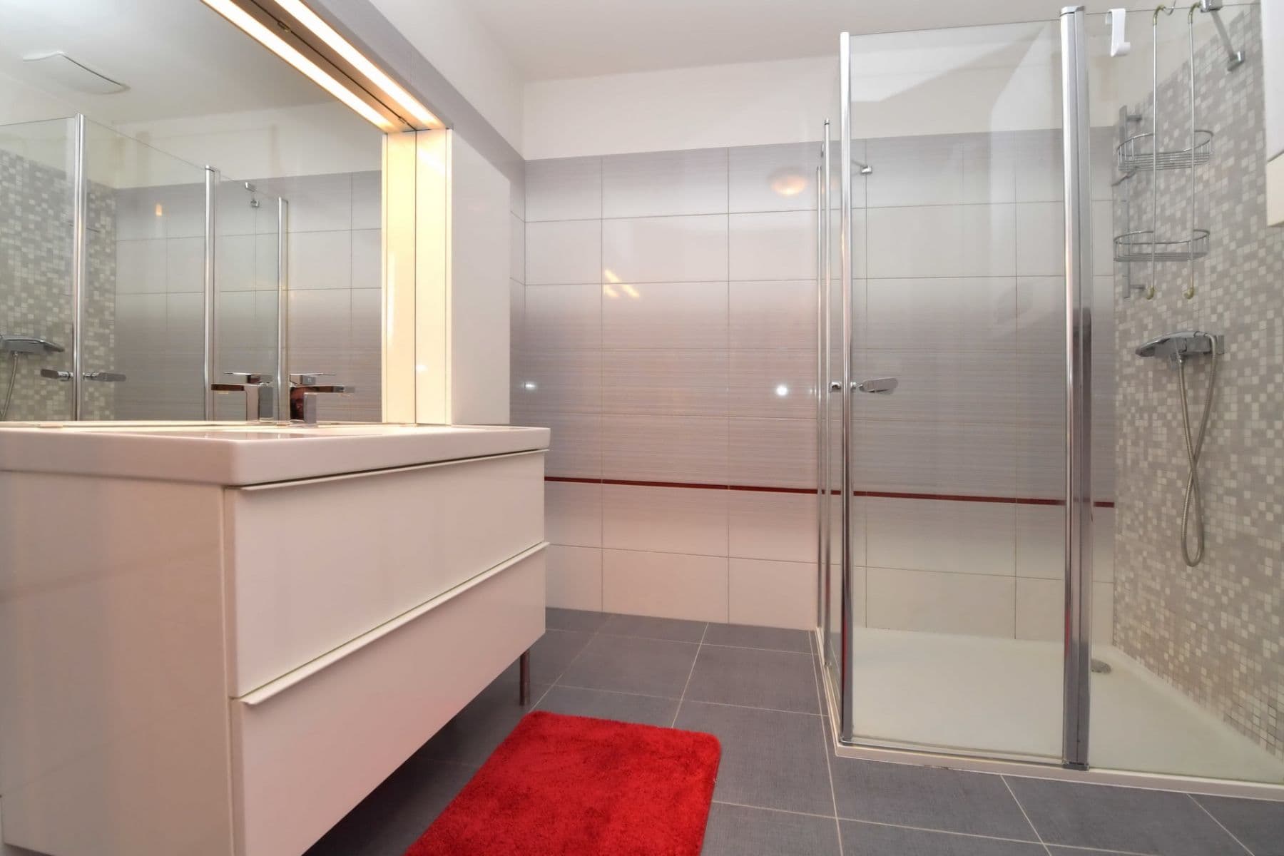 Predaj bytu 3-izbový 70 m², Břeclavská, Praha, Praha Predaj bytu 3-izbový 70 m², Břeclavská, Praha, Praha