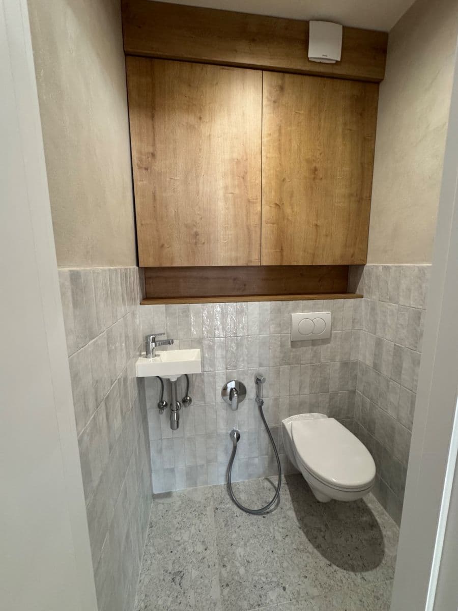 Prenájom bytu 3-izbový 75 m², Pujmanové, Praha, Praha Prenájom bytu 3-izbový 75 m², Pujmanové, Praha, Praha