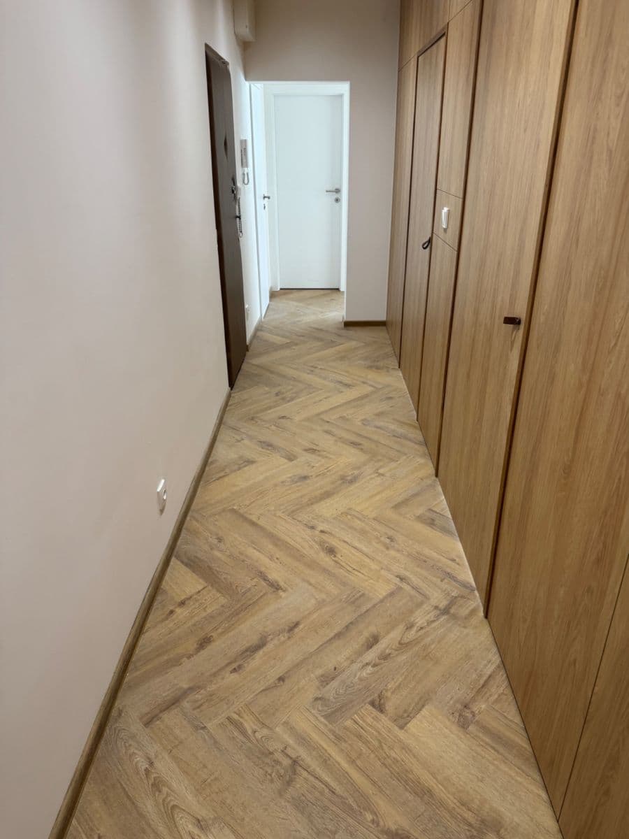 Prenájom bytu 3-izbový 75 m², Pujmanové, Praha, Praha Prenájom bytu 3-izbový 75 m², Pujmanové, Praha, Praha