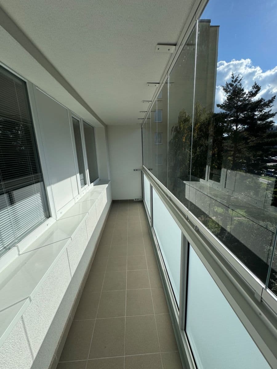 Prenájom bytu 3-izbový 75 m², Pujmanové, Praha, Praha Prenájom bytu 3-izbový 75 m², Pujmanové, Praha, Praha