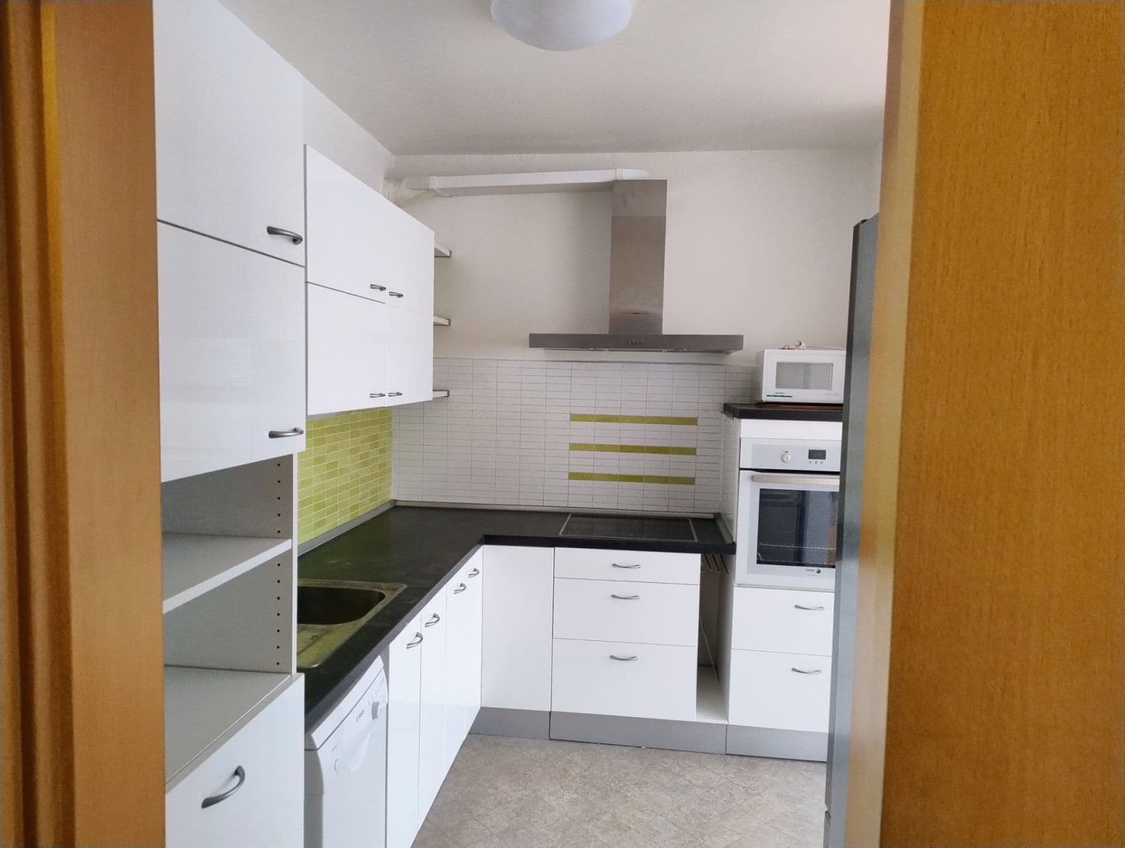 Predaj bytu 1-izbový 46 m², Nad Okrouhlíkem, Praha, Praha Predaj bytu 1-izbový 46 m², Nad Okrouhlíkem, Praha, Praha