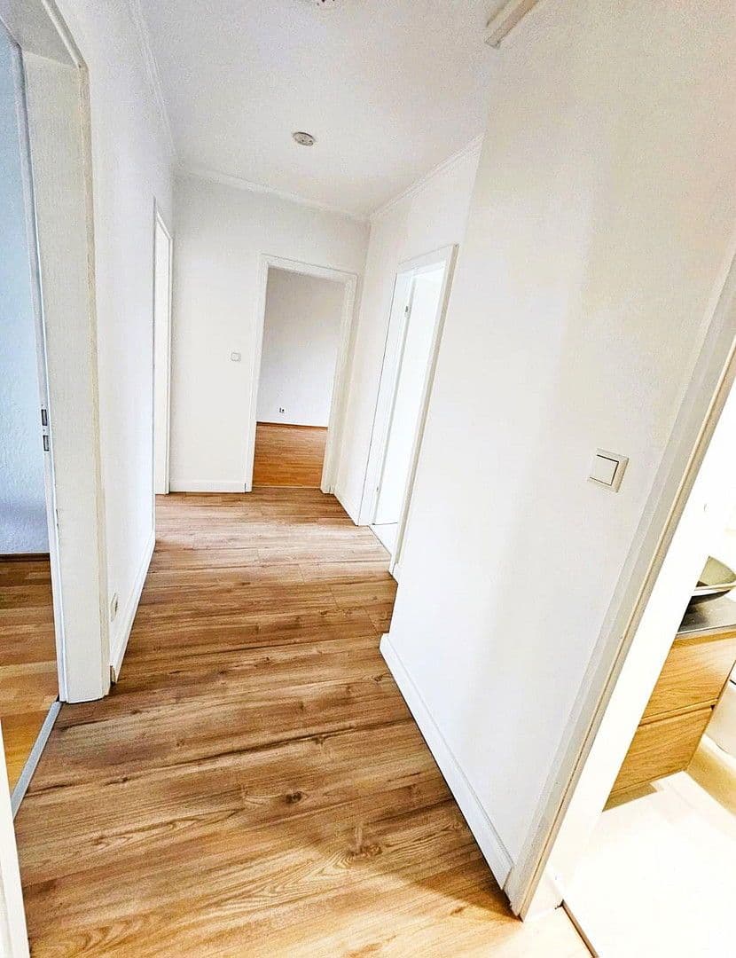 Prenájom bytu 3-izbový 69 m², Farrelweg 33, Isernhagen, Dolné Sasko Prenájom bytu 3-izbový 69 m², Farrelweg 33, Isernhagen, Dolné Sasko