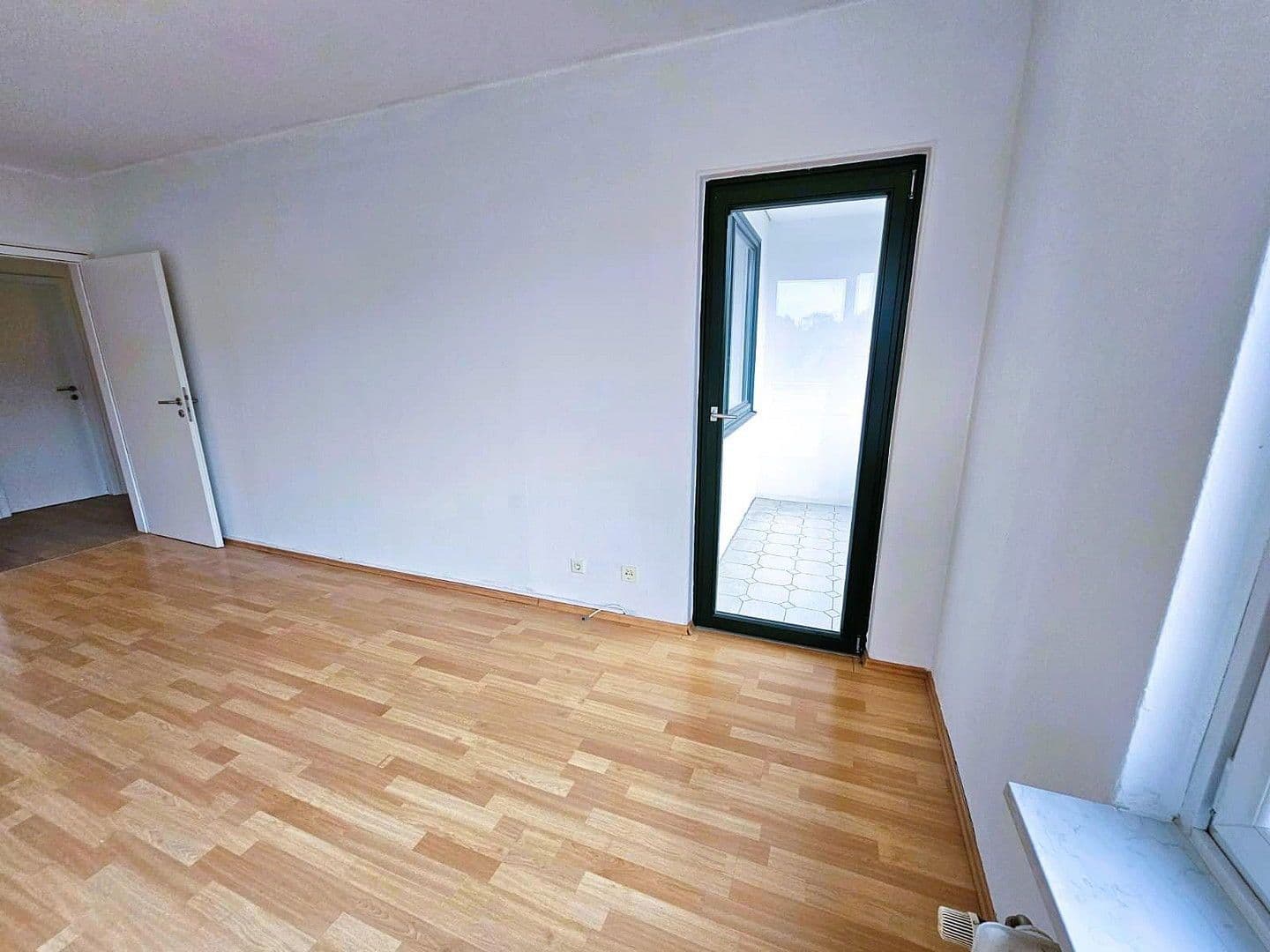 Prenájom bytu 3-izbový 69 m², Farrelweg 33, Isernhagen, Dolné Sasko Prenájom bytu 3-izbový 69 m², Farrelweg 33, Isernhagen, Dolné Sasko