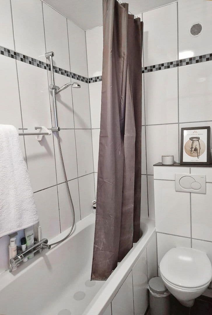 Predaj bytu 2-izbový 58 m², Düsseldorf, Severné Porýnie - Westfálsko Predaj bytu 2-izbový 58 m², Düsseldorf, Severné Porýnie - Westfálsko