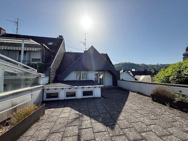 Predaj domu 220 m², pozemek 438 m², Koblenz, Porýnie-Falcko Predaj domu 220 m², pozemek 438 m², Koblenz, Porýnie-Falcko