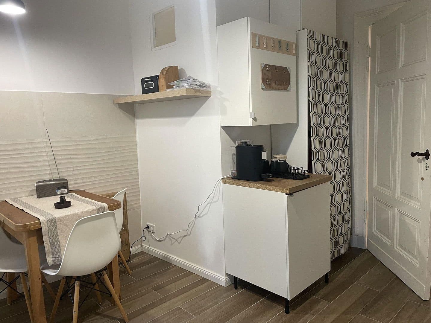 Prenájom bytu 4-izbový 130 m², Halberstädterstrasse 82, Magdeburg, Sasko-Anhaltsko Prenájom bytu 4-izbový 130 m², Halberstädterstrasse 82, Magdeburg, Sasko-Anhaltsko