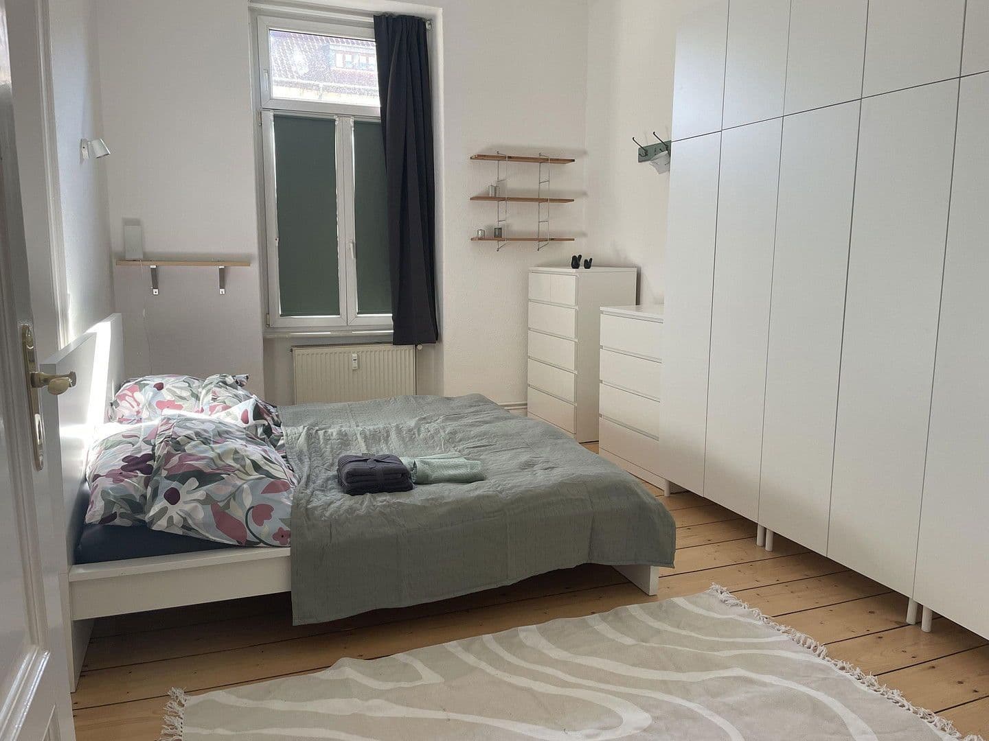 Prenájom bytu 4-izbový 130 m², Halberstädterstrasse 82, Magdeburg, Sasko-Anhaltsko Prenájom bytu 4-izbový 130 m², Halberstädterstrasse 82, Magdeburg, Sasko-Anhaltsko