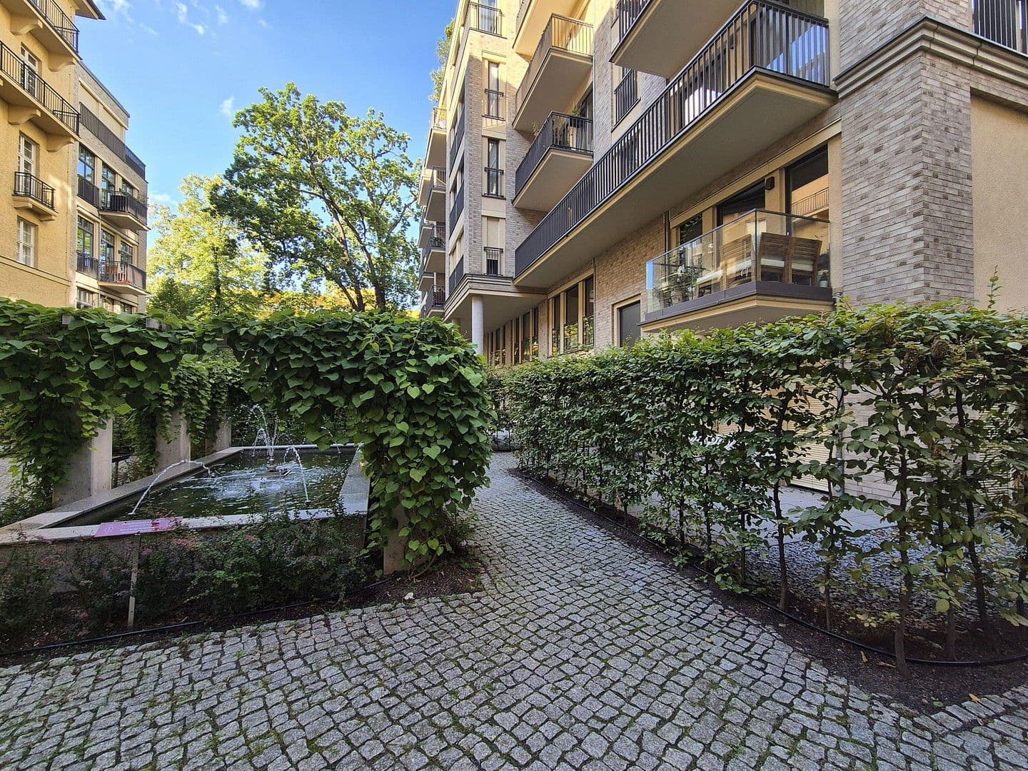 Predaj bytu 2-izbový 37 m², Berlin, Berlín Predaj bytu 2-izbový 37 m², Berlin, Berlín