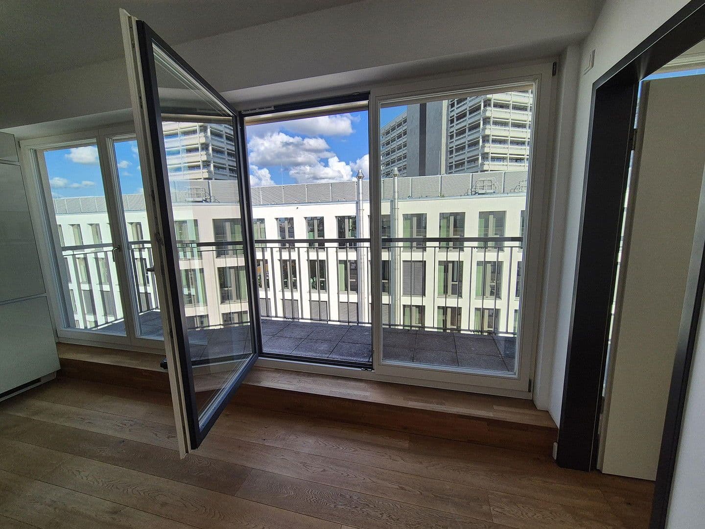 Predaj bytu 2-izbový 37 m², Berlin, Berlín Predaj bytu 2-izbový 37 m², Berlin, Berlín