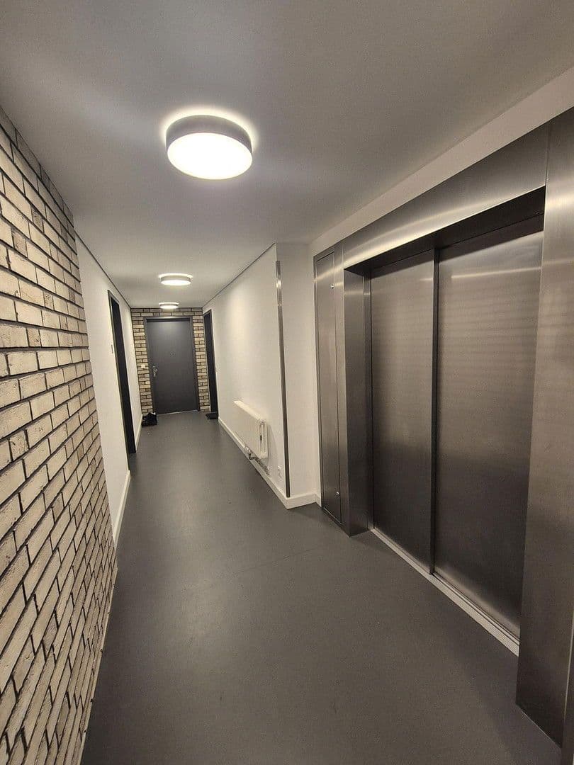 Predaj bytu 2-izbový 37 m², Berlin, Berlín Predaj bytu 2-izbový 37 m², Berlin, Berlín