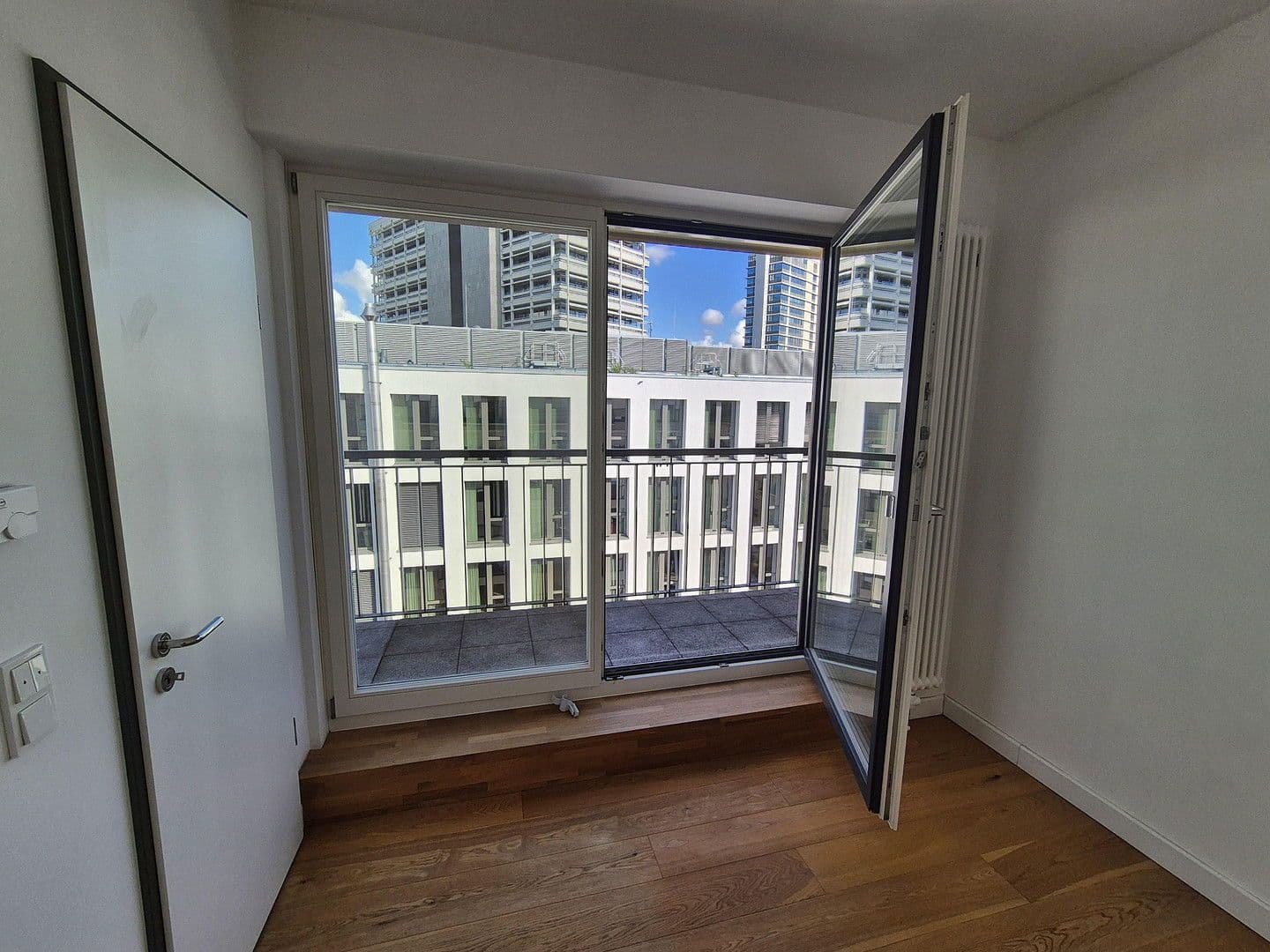 Predaj bytu 2-izbový 37 m², Berlin, Berlín Predaj bytu 2-izbový 37 m², Berlin, Berlín