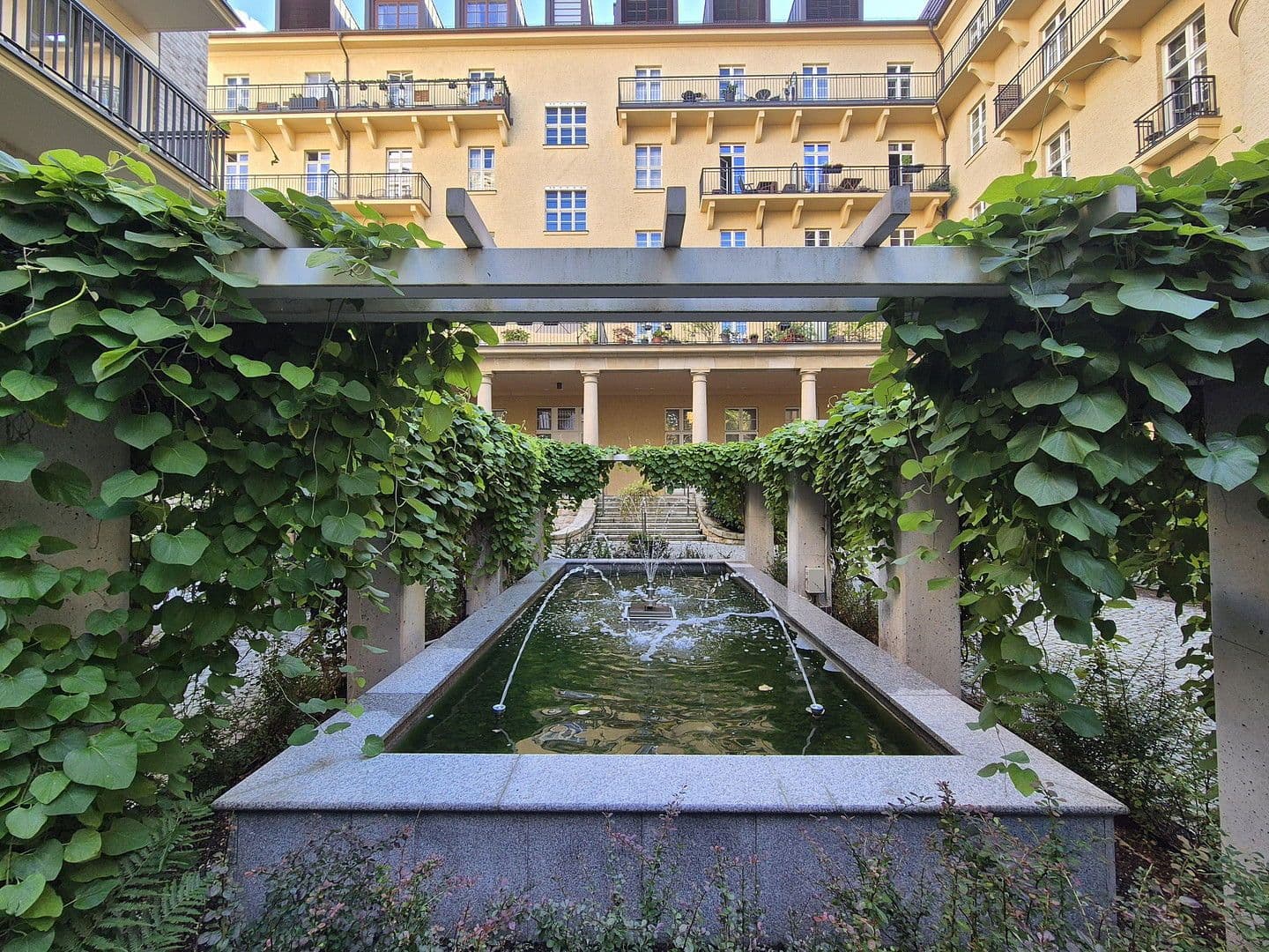 Predaj bytu 2-izbový 37 m², Berlin, Berlín Predaj bytu 2-izbový 37 m², Berlin, Berlín