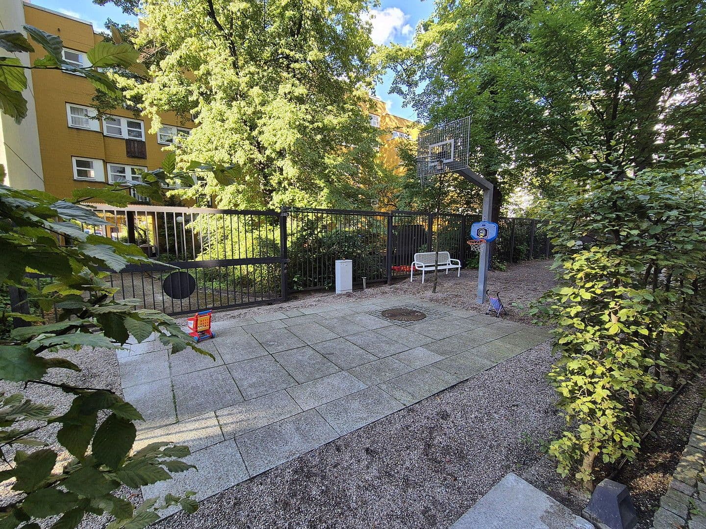 Predaj bytu 2-izbový 37 m², Berlin, Berlín Predaj bytu 2-izbový 37 m², Berlin, Berlín