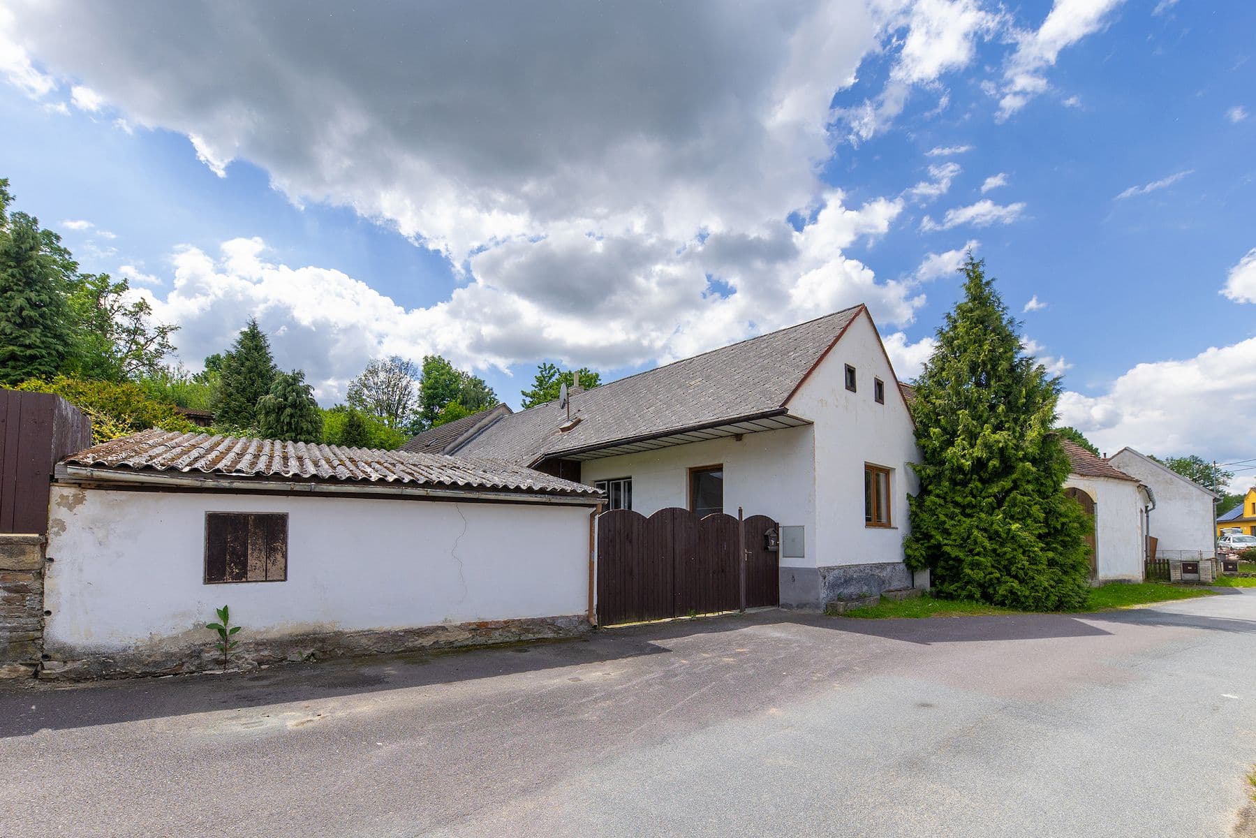 Predaj domu 130 m², pozemek 1.398 m², Radkovice u Budče, Kraj Vysočina Predaj domu 130 m², pozemek 1.398 m², Radkovice u Budče, Kraj Vysočina
