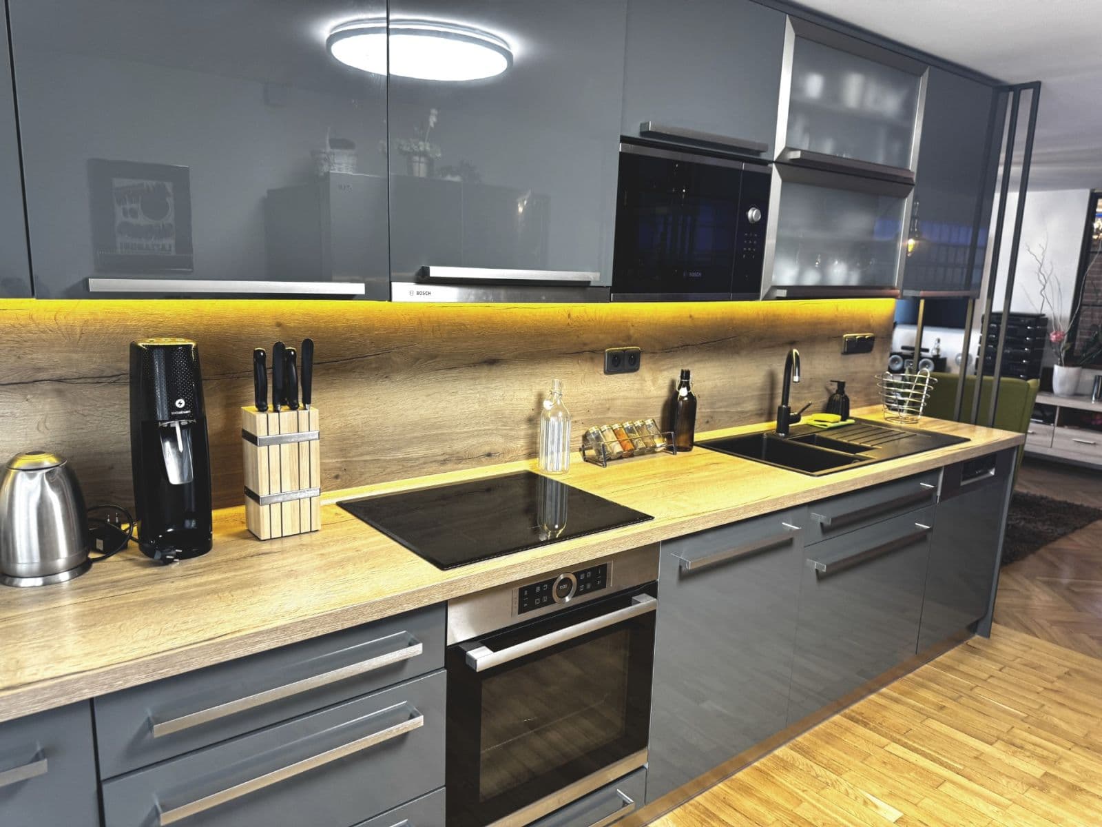 Predaj bytu 3-izbový 104 m², Amurská, Praha, Praha Predaj bytu 3-izbový 104 m², Amurská, Praha, Praha