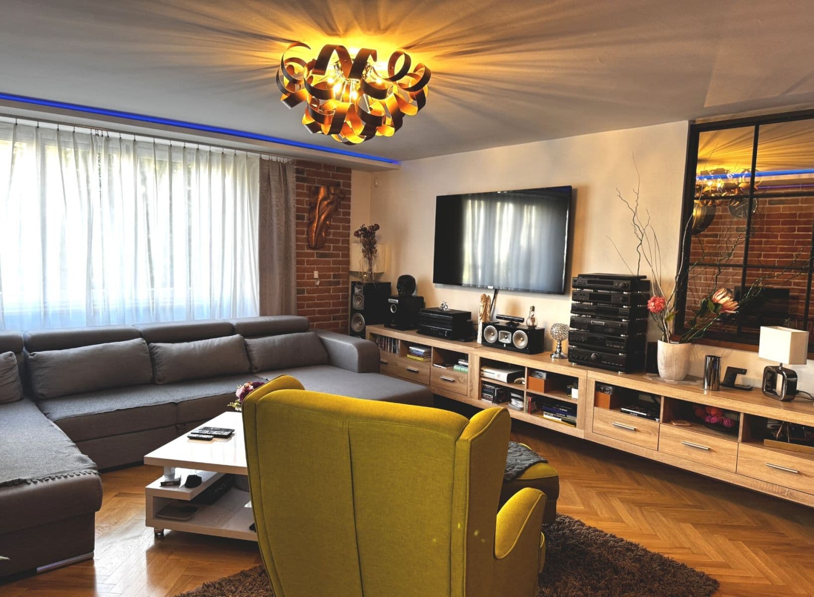 Predaj bytu 3-izbový 104 m², Amurská, Praha, Praha Predaj bytu 3-izbový 104 m², Amurská, Praha, Praha