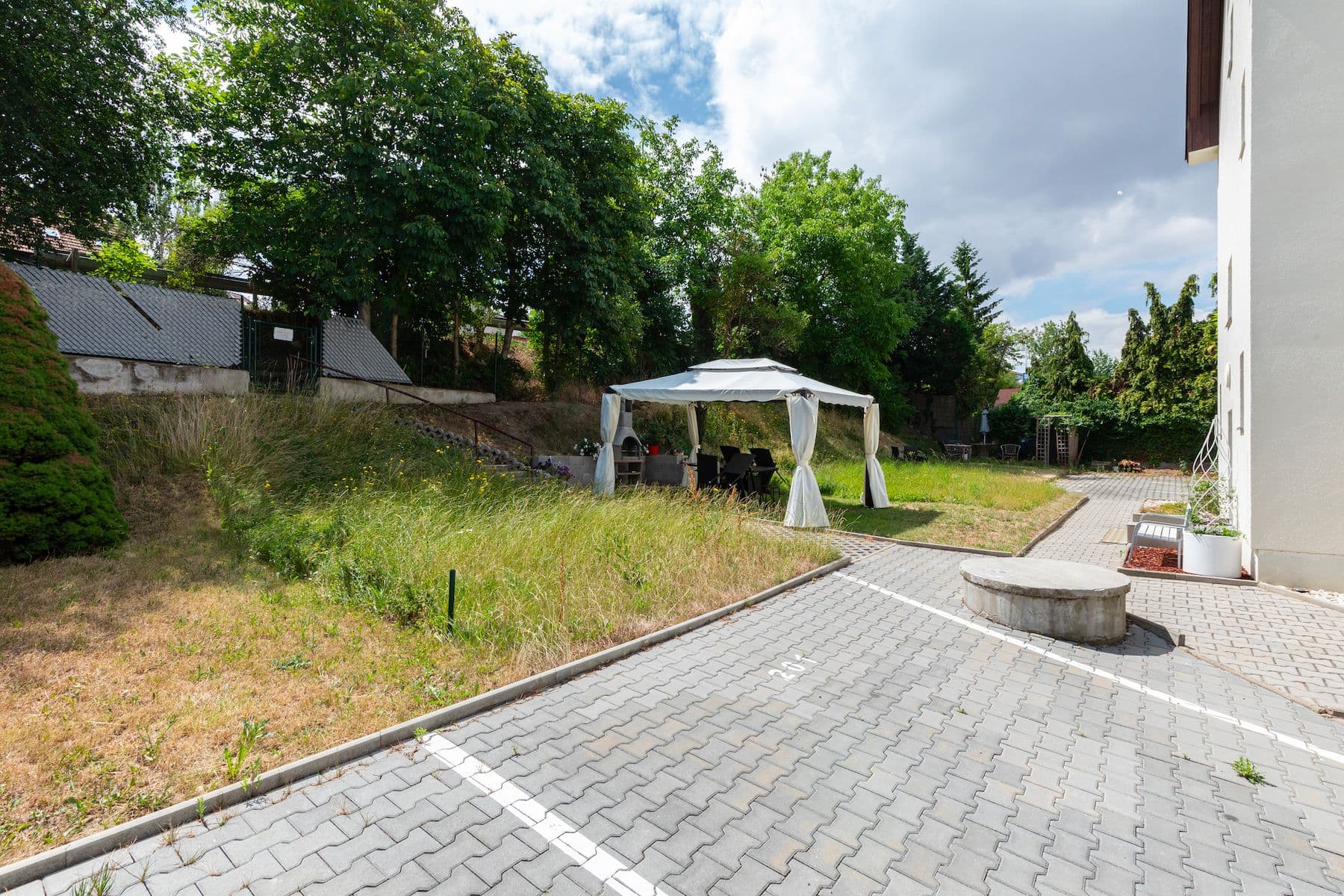 Predaj bytu 14 m², Zbuzanská, Praha, Praha Predaj bytu 14 m², Zbuzanská, Praha, Praha