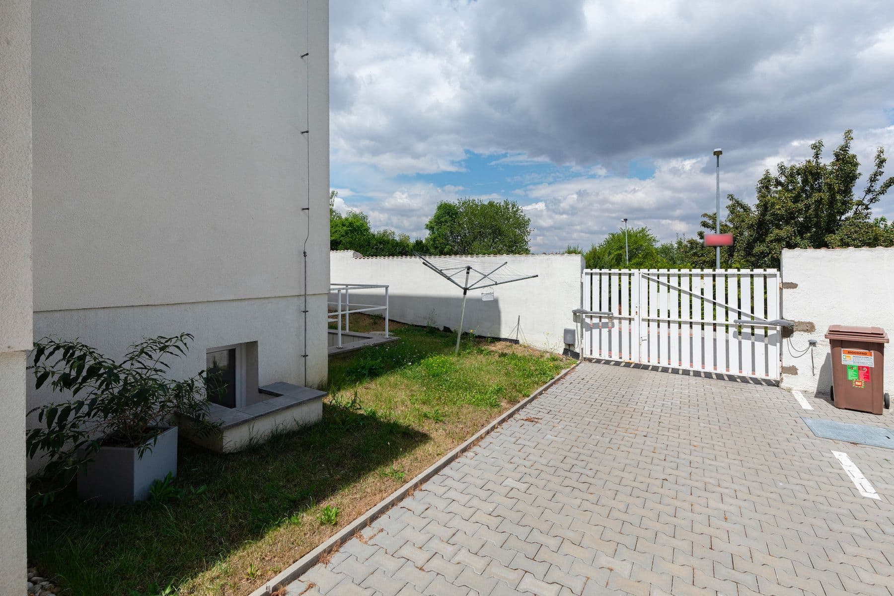 Predaj bytu 14 m², Zbuzanská, Praha, Praha Predaj bytu 14 m², Zbuzanská, Praha, Praha