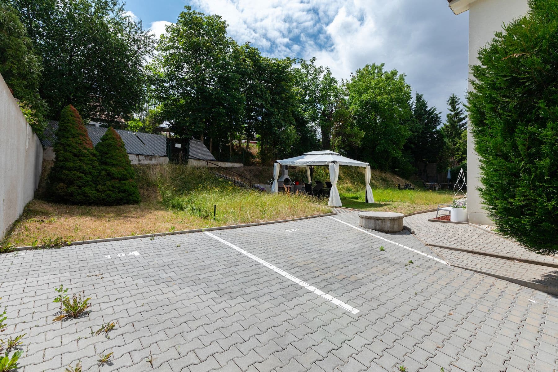 Predaj bytu 14 m², Zbuzanská, Praha, Praha Predaj bytu 14 m², Zbuzanská, Praha, Praha