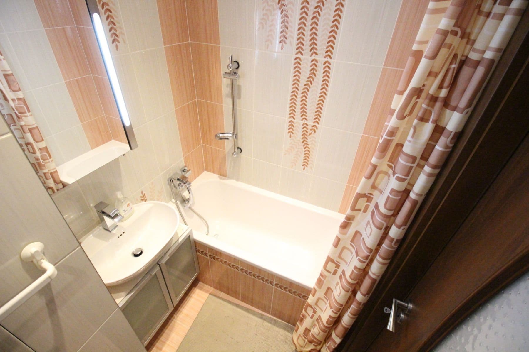 Prenájom bytu 2-izbový 47 m², Tobrucká, Praha, Praha Prenájom bytu 2-izbový 47 m², Tobrucká, Praha, Praha