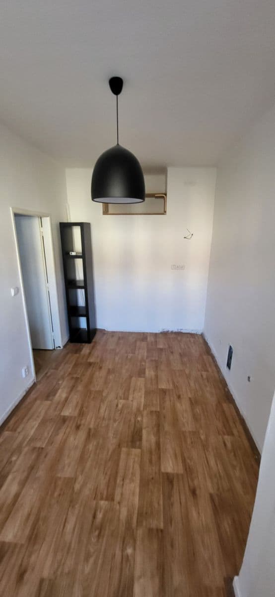 Prenájom bytu 3-izbový 72 m², Hartigova, Praha, Praha Prenájom bytu 3-izbový 72 m², Hartigova, Praha, Praha