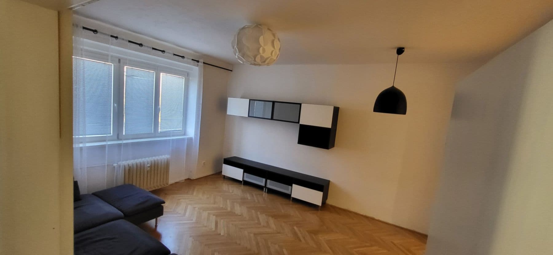 Prenájom bytu 3-izbový 72 m², Hartigova, Praha, Praha Prenájom bytu 3-izbový 72 m², Hartigova, Praha, Praha