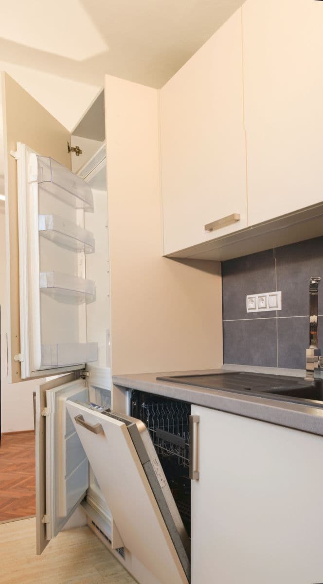 Predaj bytu 3-izbový 64 m², Kollárova, Písek, Jihočeský kraj Predaj bytu 3-izbový 64 m², Kollárova, Písek, Jihočeský kraj