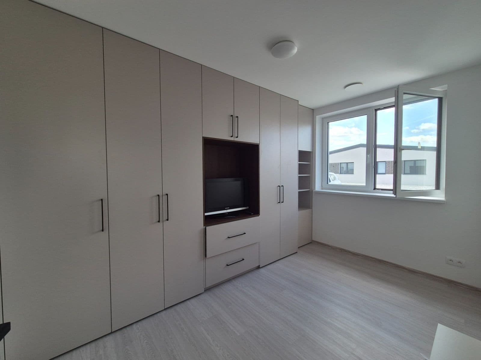 Prenájom domu 83 m², pozemek 218 m², Pastierska, Hamuliakovo, Bratislavský kraj Prenájom domu 83 m², pozemek 218 m², Pastierska, Hamuliakovo, Bratislavský kraj