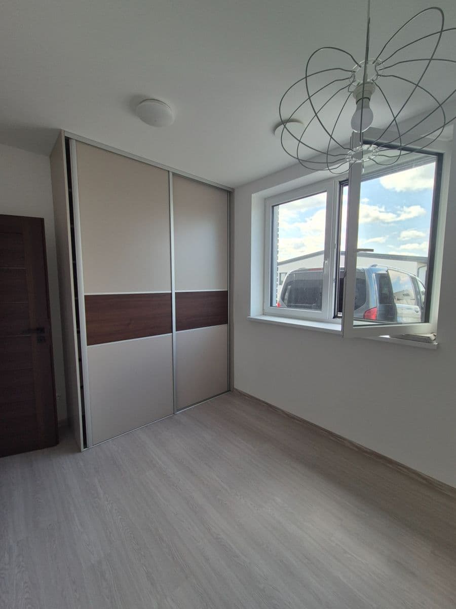 Prenájom domu 83 m², pozemek 218 m², Pastierska, Hamuliakovo, Bratislavský kraj Prenájom domu 83 m², pozemek 218 m², Pastierska, Hamuliakovo, Bratislavský kraj