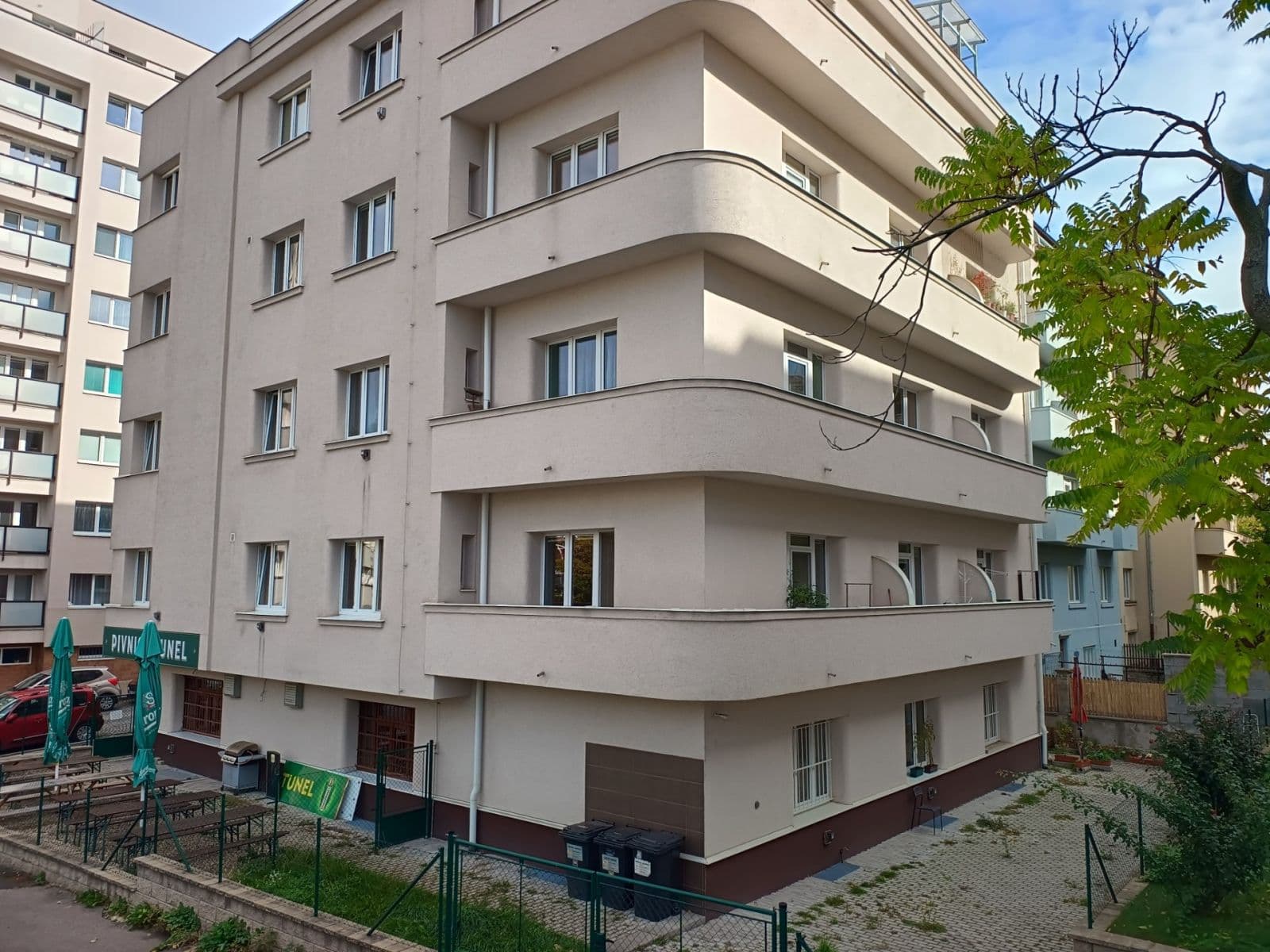 Prenájom bytu 1-izbový 48 m², Dačického, Praha, Praha Prenájom bytu 1-izbový 48 m², Dačického, Praha, Praha