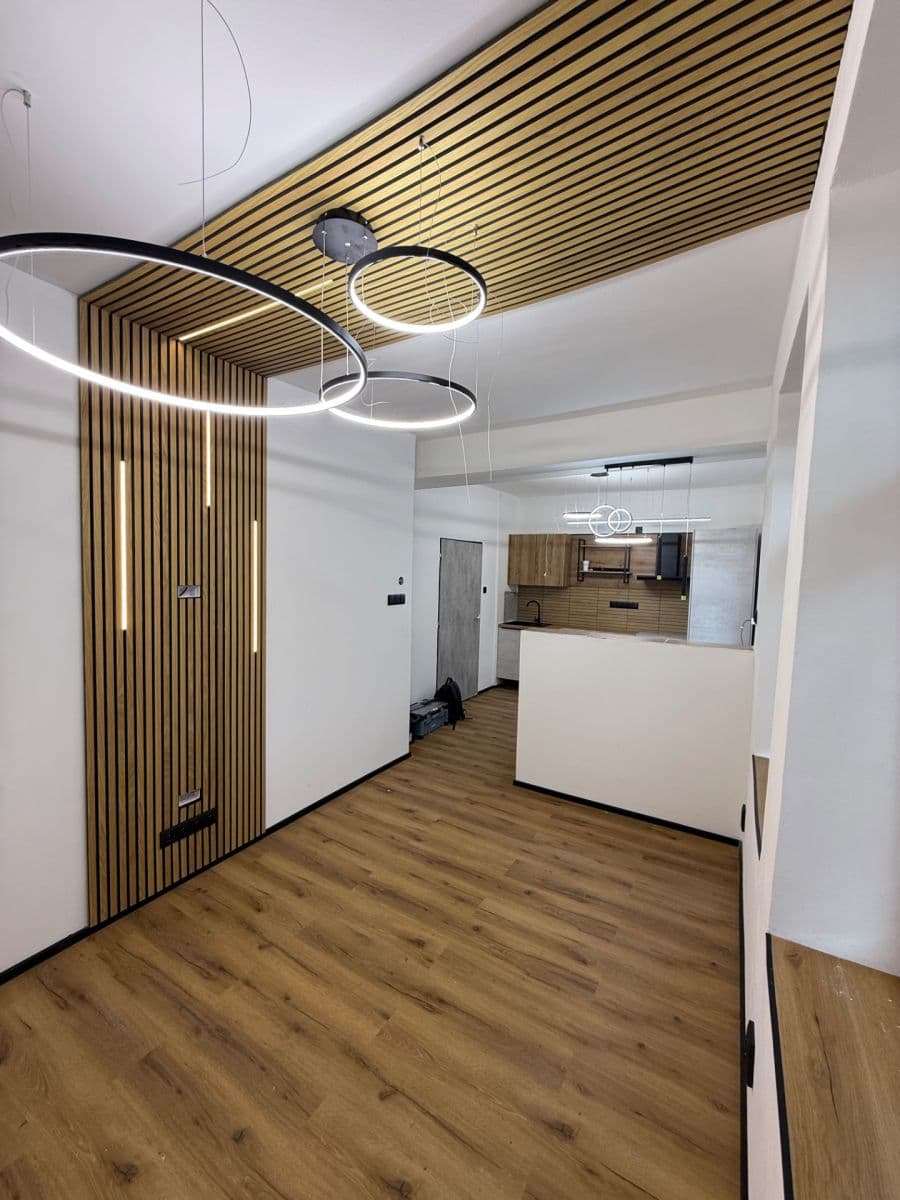 Prenájom bytu 2-izbový 40 m², Podhorská, Jablonec nad Nisou, Liberecký kraj Prenájom bytu 2-izbový 40 m², Podhorská, Jablonec nad Nisou, Liberecký kraj