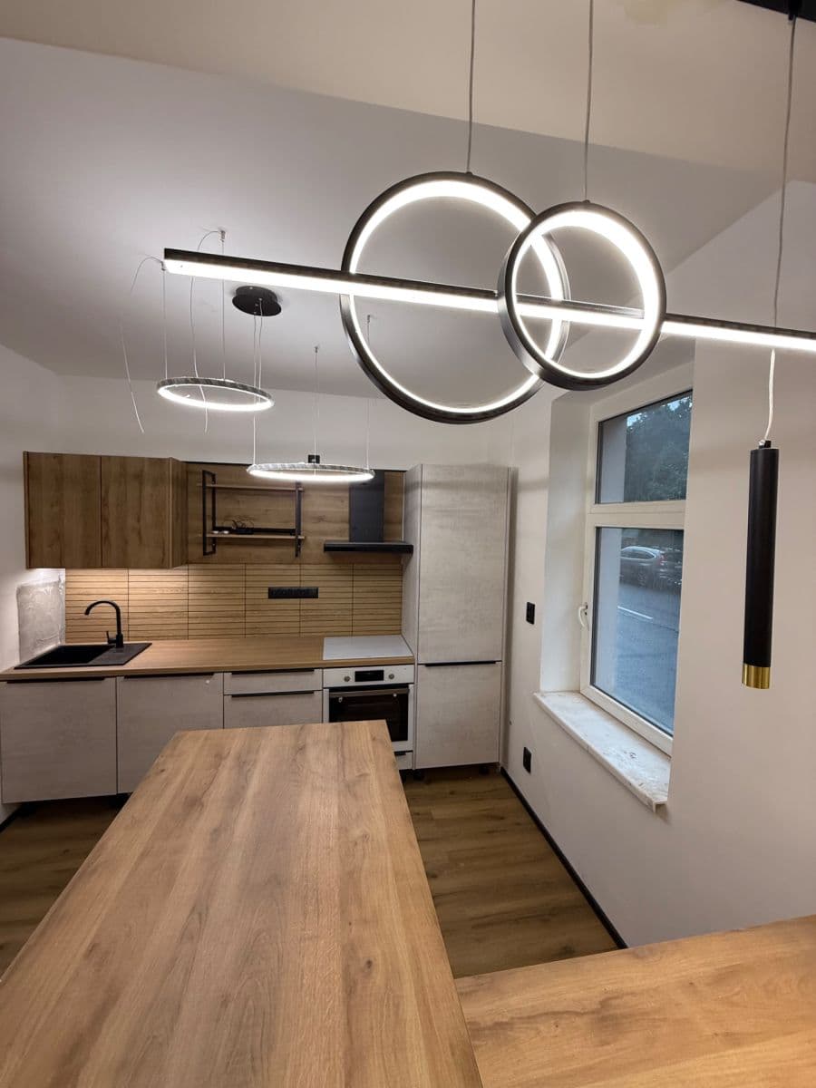 Prenájom bytu 2-izbový 40 m², Podhorská, Jablonec nad Nisou, Liberecký kraj Prenájom bytu 2-izbový 40 m², Podhorská, Jablonec nad Nisou, Liberecký kraj