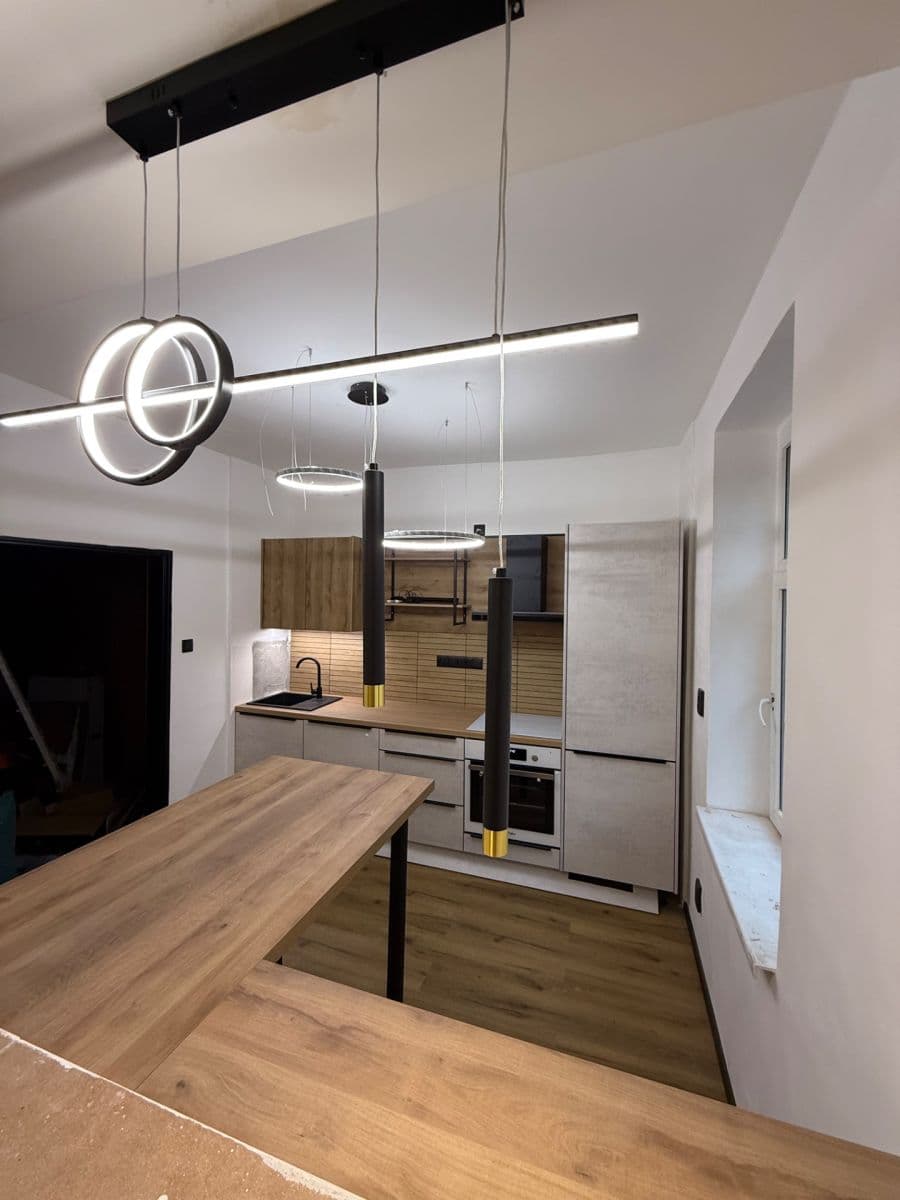 Prenájom bytu 2-izbový 40 m², Podhorská, Jablonec nad Nisou, Liberecký kraj Prenájom bytu 2-izbový 40 m², Podhorská, Jablonec nad Nisou, Liberecký kraj