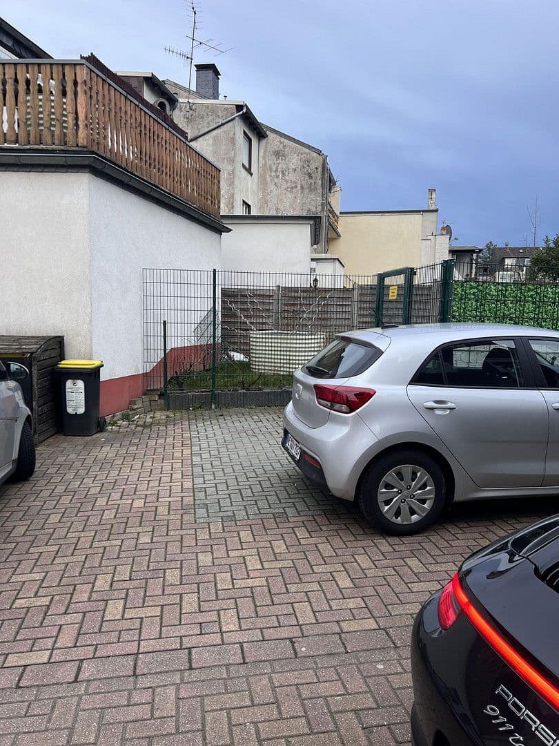 Predaj domu 195 m², pozemek 320 m², Mülheim an der Ruhr, Severné Porýnie - Westfálsko Predaj domu 195 m², pozemek 320 m², Mülheim an der Ruhr, Severné Porýnie - Westfálsko