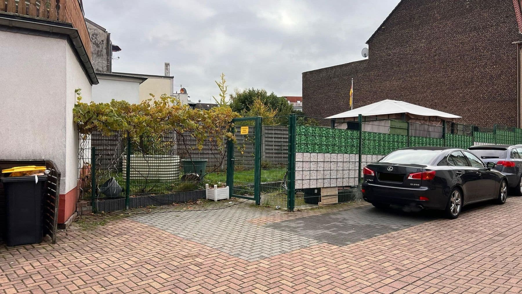 Predaj domu 195 m², pozemek 320 m², Mülheim an der Ruhr, Severné Porýnie - Westfálsko Predaj domu 195 m², pozemek 320 m², Mülheim an der Ruhr, Severné Porýnie - Westfálsko