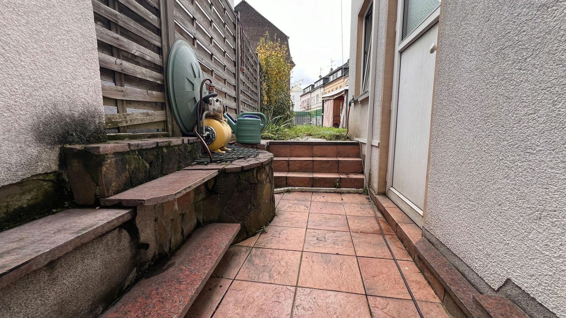 Predaj domu 195 m², pozemek 320 m², Mülheim an der Ruhr, Severné Porýnie - Westfálsko Predaj domu 195 m², pozemek 320 m², Mülheim an der Ruhr, Severné Porýnie - Westfálsko