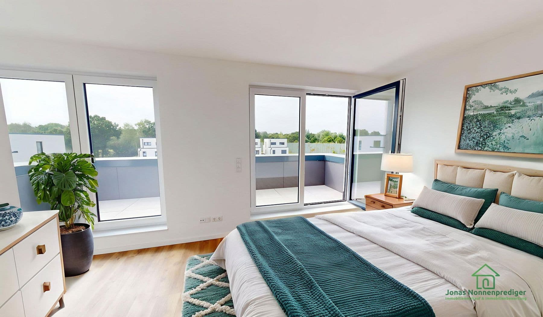 Predaj domu 144 m², pozemek 337 m², Kühls Acker 18, Schwerin, Meklenbursko-Predpomoransko Predaj domu 144 m², pozemek 337 m², Kühls Acker 18, Schwerin, Meklenbursko-Predpomoransko