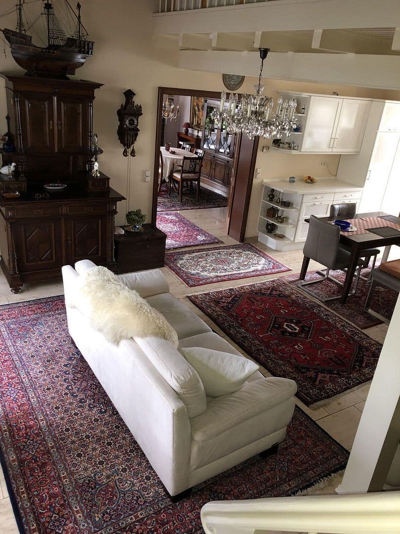 Predaj bytu 5-izbový 160 m², Rottenburg am Neckar, Bádensko-Wurttembersko Predaj bytu 5-izbový 160 m², Rottenburg am Neckar, Bádensko-Wurttembersko