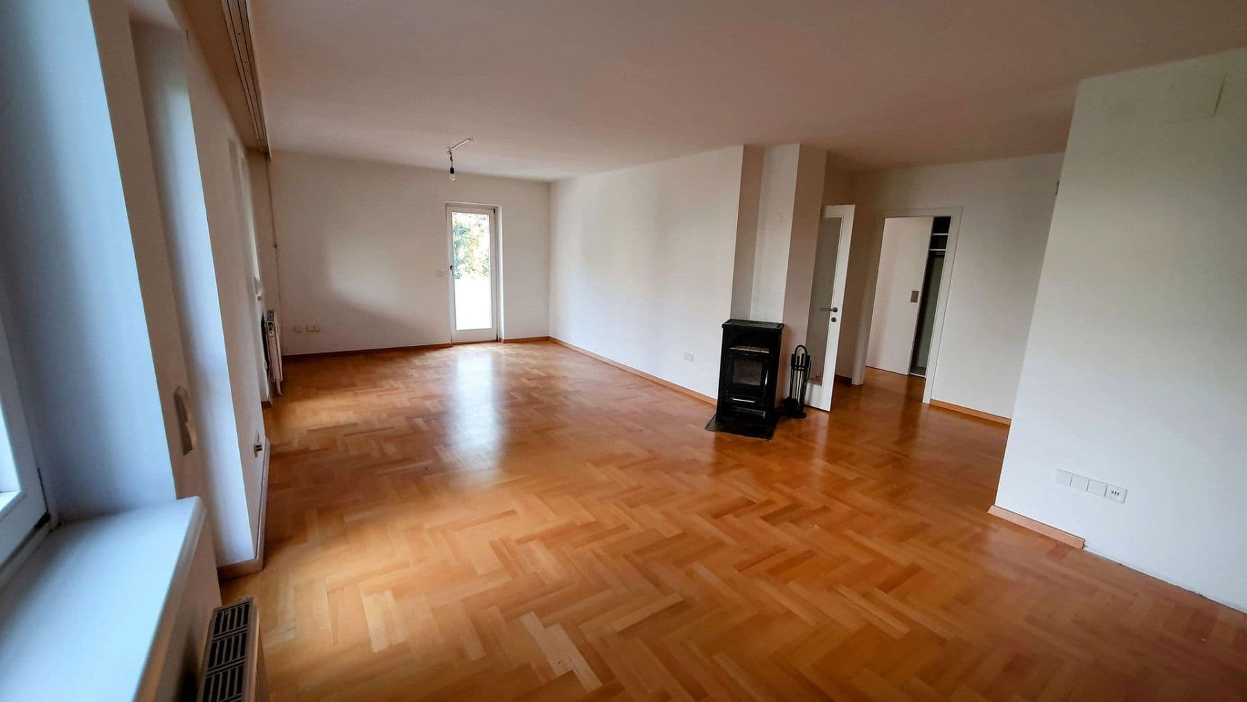 Predaj bytu 3-izbový 107 m², Wien, 23. Bezirk, Liesing, Viedeň Predaj bytu 3-izbový 107 m², Wien, 23. Bezirk, Liesing, Viedeň