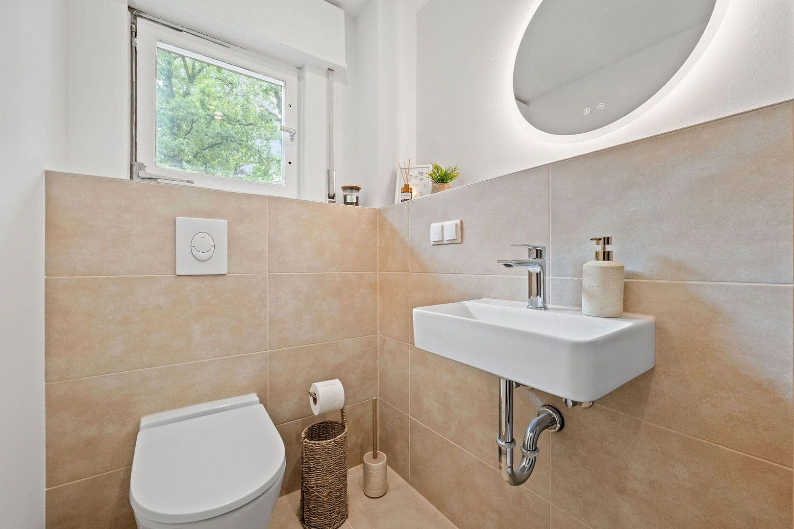 Predaj bytu 1-izbový 34 m², Berlin, Berlín Predaj bytu 1-izbový 34 m², Berlin, Berlín